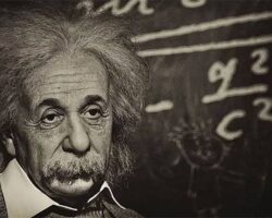 Albert Einstein Zamanda Geriye Dönmek hakkında neler söyledi